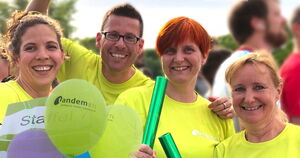 Staffellauf - ein tandem Laufteam im Ziel